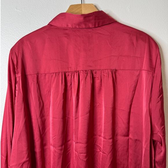 NWOT Torrid Plus 2X Madison Stain Long Sleeve Button-Up Blouse Holly Berry Pink - Picture 7 of 8